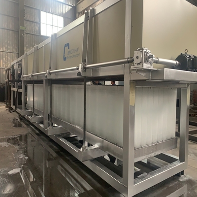 macchina del ghiaccio del blocco 15T che porta al tipo commerciale di raffreddamento diretto della macchina del blocco di ghiaccio dei frigoriferi