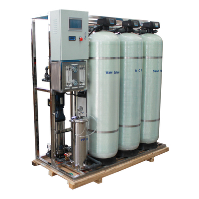Il sistema di osmosi inversa puro di produzione dell'acqua 1500L/H elimina il sale di 97% batterico